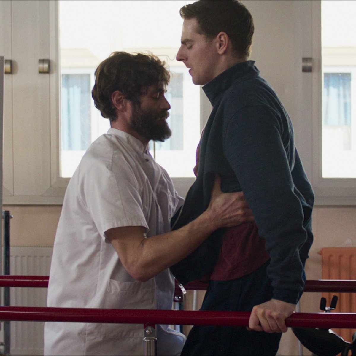 L’histoire de Ben, de ses amis, de son handicap, de sa rééducation, de ses victoires, de ses défaites…

PATIENTS (2016), de Mehdi Idir et Grand Corps Malade, c’est dispo.