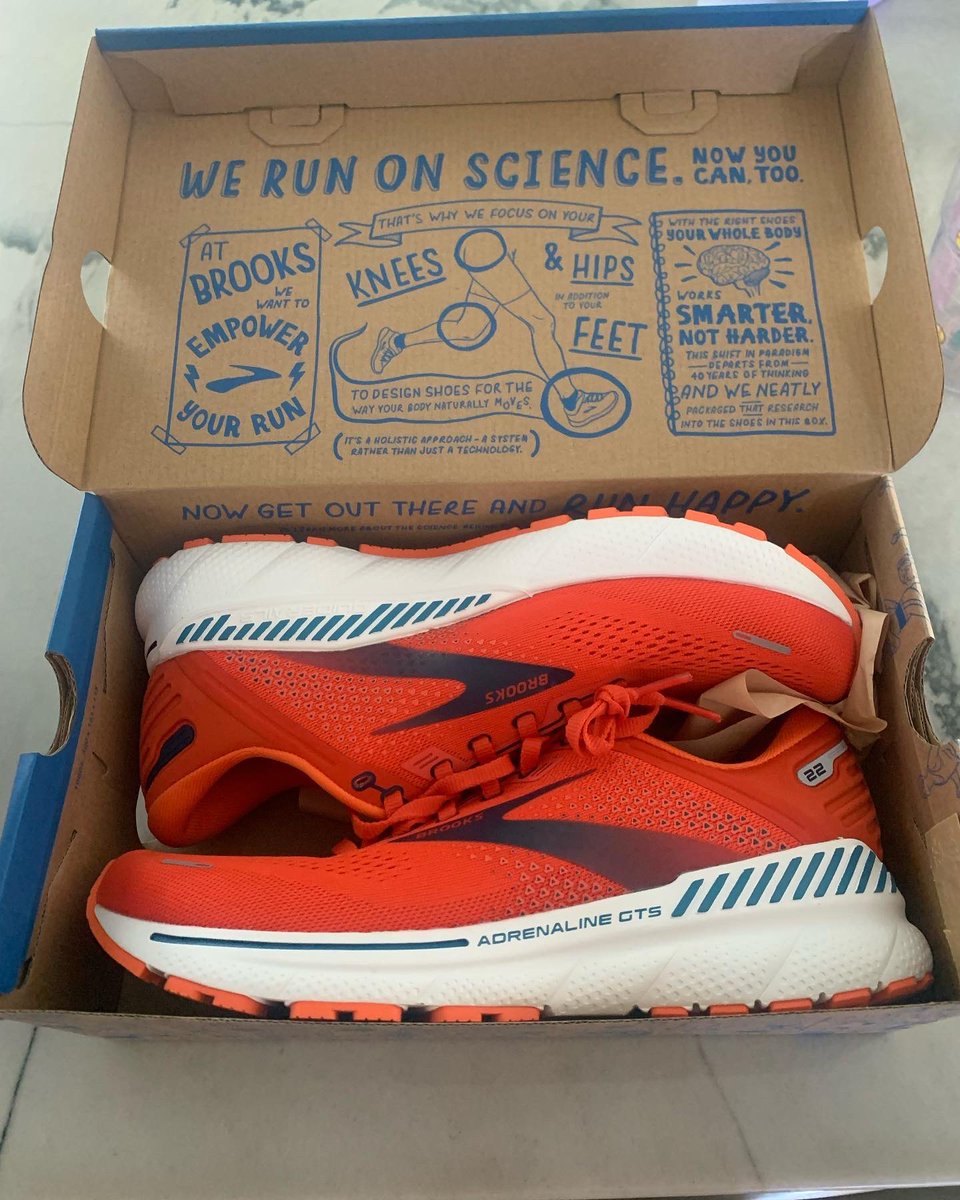 mrjrcohen's tweet photo. #run #brooksadrenalinegts22 #justrunning #garminrunning https://t.co/PaZeZQuJ1S