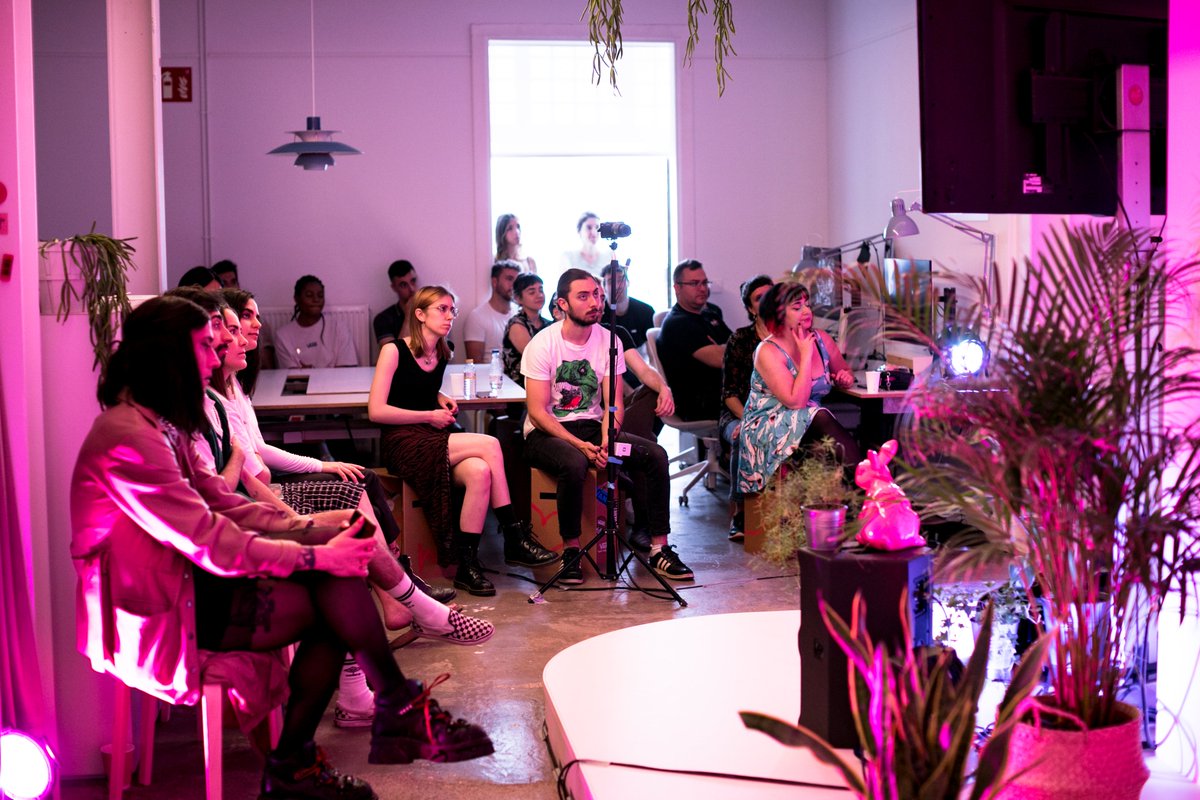 WORKOHOLICS® tweet media