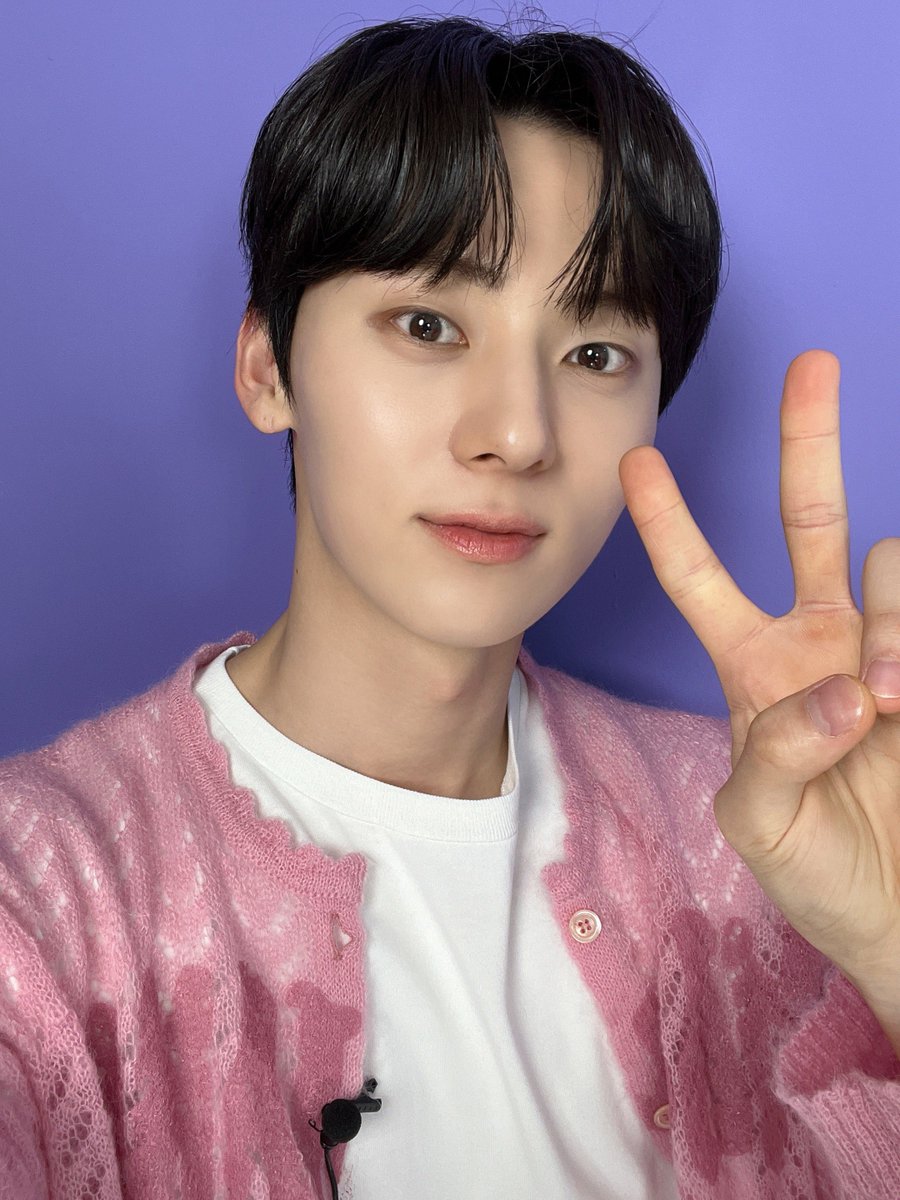 ํฉ๋ฏผํ(HWANG MIN HYUN) tweet media