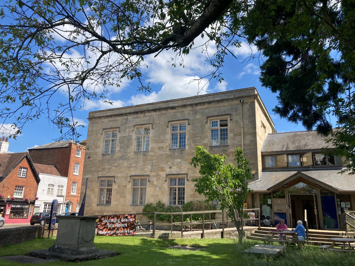 CaroePartners's tweet photo. Now the scaffolding is down at #tewkesbury abbey hall, the recently repaired first floor windows are looking particularly smart, and previously painted shut ones now open. Secondary glazing has been added internally to improve energy efficiency. https://t.co/qlH34ui2P5