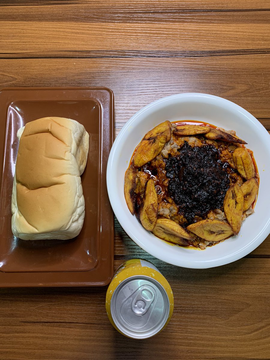 niyahdanlami's tweet photo. niyahs Dining restaurant and bistro; Badore ajah lagos . 08161102752 https://t.co/wc16ZR5sjw