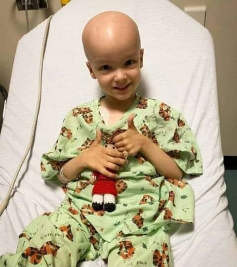 PGuillermoSerra's tweet photo. Está luchando contra el cáncer, ¿le regalas una oración? 🙏 https://t.co/lAAE38Zu5c
