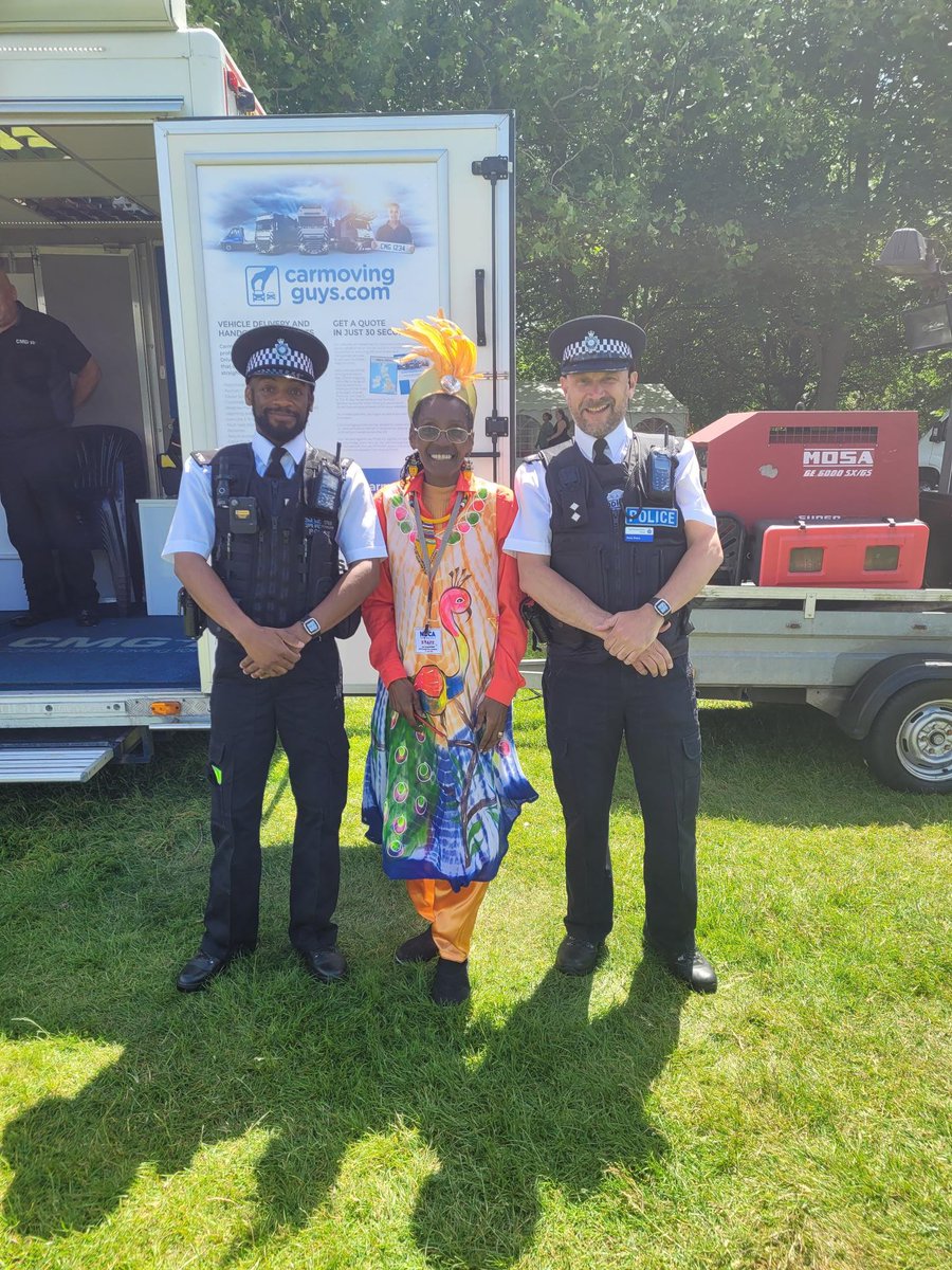 This weekend was the Northampton carnival ✨

And organiser Morcea Walker was pleased to see her son - PC Tim Walker, policing the event as it went through the town centre on a sunny Saturday.

Here they are on the day with Neighbourhood Policing Inspector - Andy Blaize 🙂