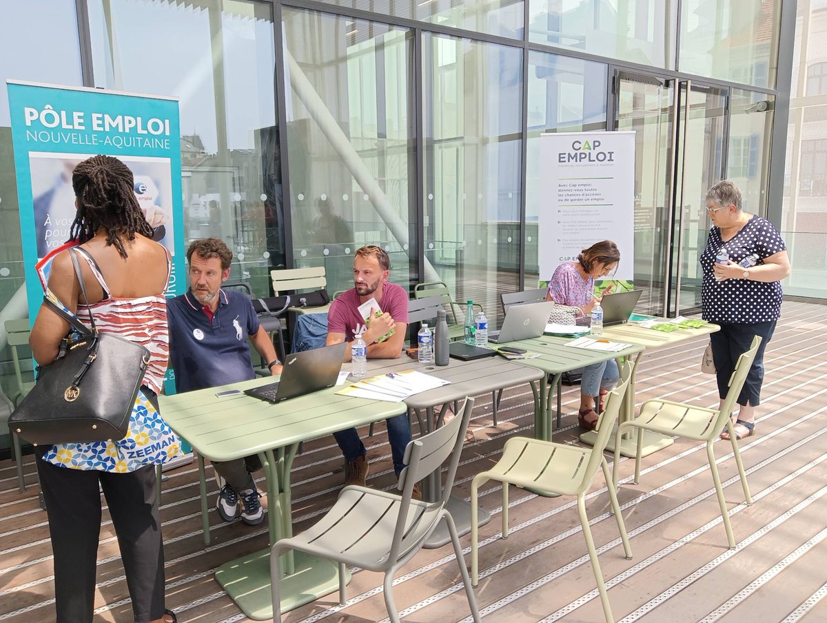 [ EVENEMENT ] Venez rencontrez nos équipes <a href="/CapBearn/">CAP EMPLOI BEARN</a>  aux @hallespau "Recrutons nos talents d'ici" ! 
Découvrez des entreprises et des métiers qui recrutent
Venez postuler aux offres d'emploi et de formations 
#hotellerie #restauration #metiersdebouche #hebergement