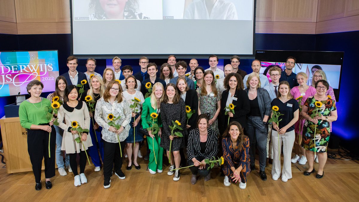 _knaw's tweet photo. Vanmiddag hebben wij de KNAW Onderwijsprijs uitgereikt! Alle prijswinnaars van harte gefeliciteerd! Lees meer via https://t.co/VOJ7PLHPSA https://t.co/PTtuPevZZf