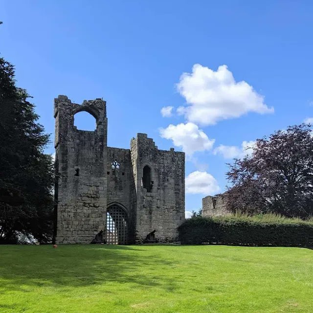 NEFamilyFun's tweet photo. 15 things to do at Ford and Etal near Berwick. A fab place where you can spend the whole day:  https://t.co/UUCPmotKYf https://t.co/2REH7yFADR