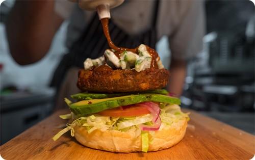 Got a passion for making mouth-watering homecooked meals with the best local Cornish ingredients?
We're on the hunt for some talented people to join our awesome team at this Iconic Inn! 
We've got lots of perks to offer, a great team, in a great location! 
drop us a message👋