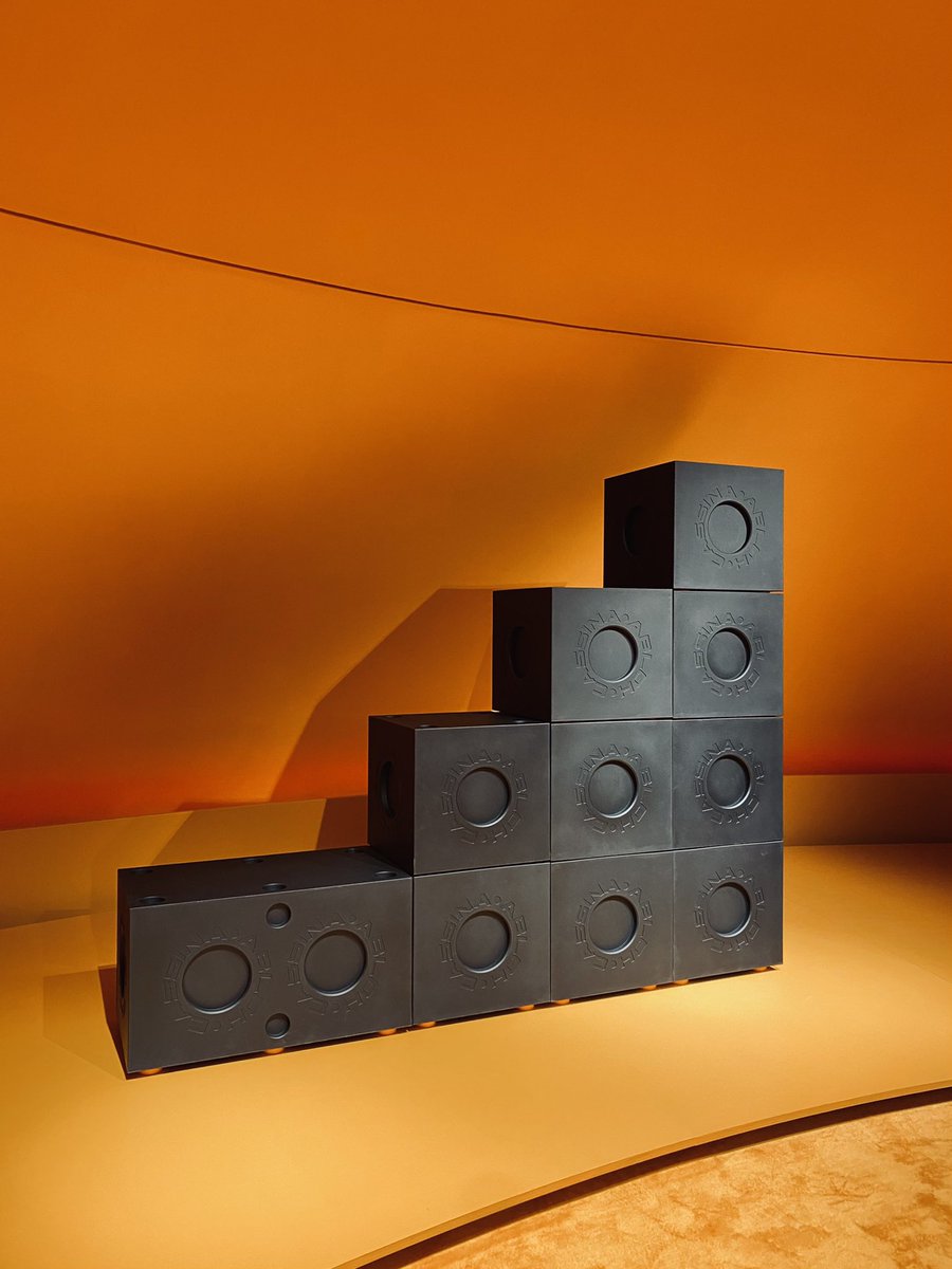 Modular Imagination 
by <a href="/virgilabloh/">virgil abloh</a> x <a href="/Cassina/">Cassina</a> 
#MilanDesignWeek