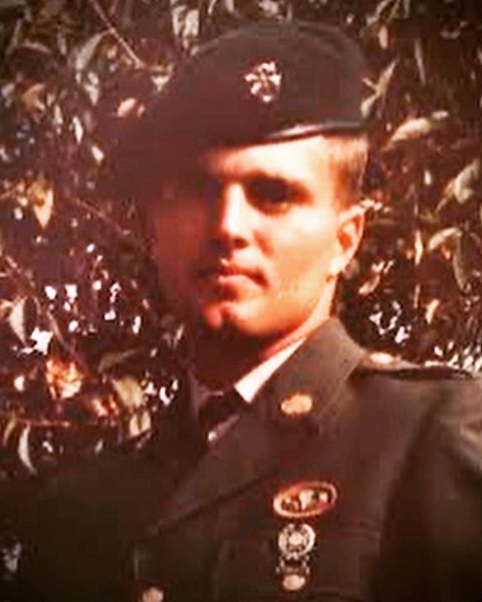 op_hawkeye's tweet photo. 6.14.1968 | SP5 John Kedenburg 🇺🇸

#OpHawkeyeRemembers #JohnKedenburg #SOG #FOB2 #5thSFG #CMOH #MedalOfHonor #PurpleHeart #DistinguishedMemberoftheSFR #DeOppressoLiber

📜 https://t.co/o35QGjIyMn
📜 https://t.co/53yOjDDV9c
📜 https://t.co/1DsMdojs3H
📜 https://t.co/wBMCo4wzqe https://t.co/oYUJoCWR9D