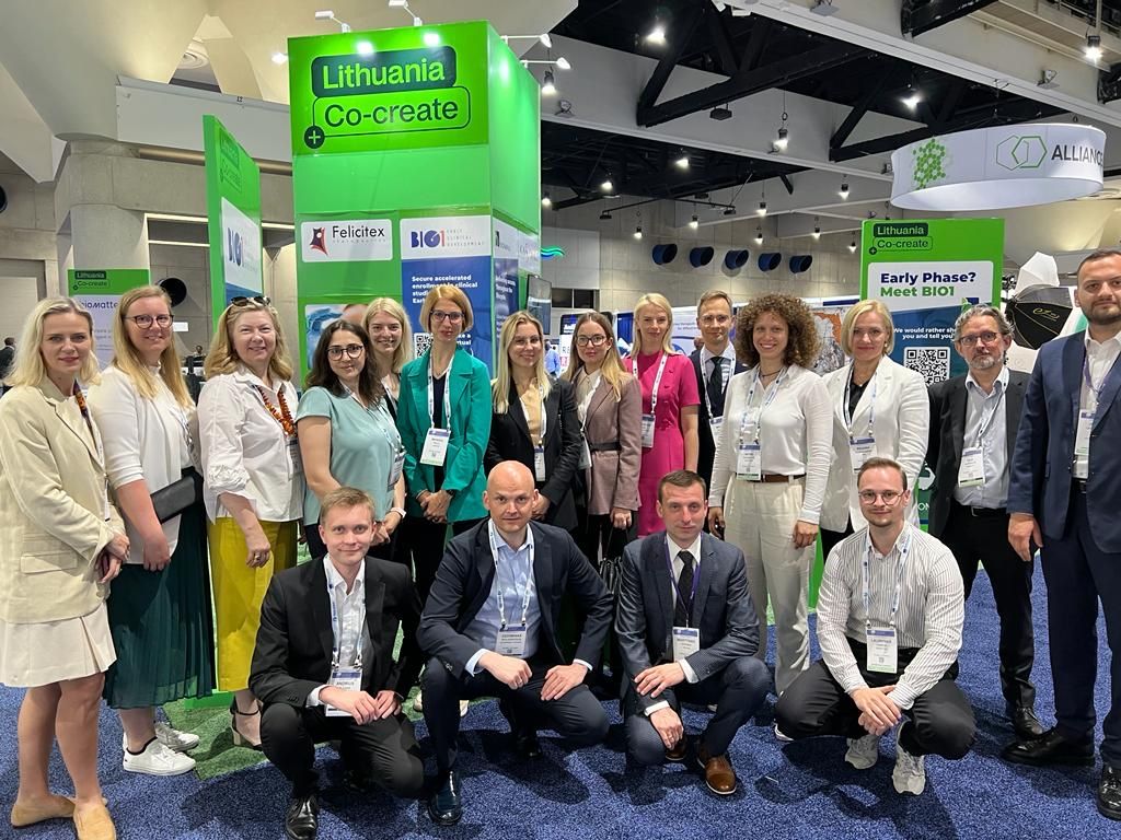 invest_LT's tweet photo. Lithuanian delegation at #BIO2022 is ready to help you discover the best of Life Sciences sector in 🇱🇹! 

Look for #CoCreateLithuania stand at BIO International Convention 2022 and get to know more🔎

📷@LBTA_Biotech I @IAmBiotech https://t.co/otWWlIMOPr