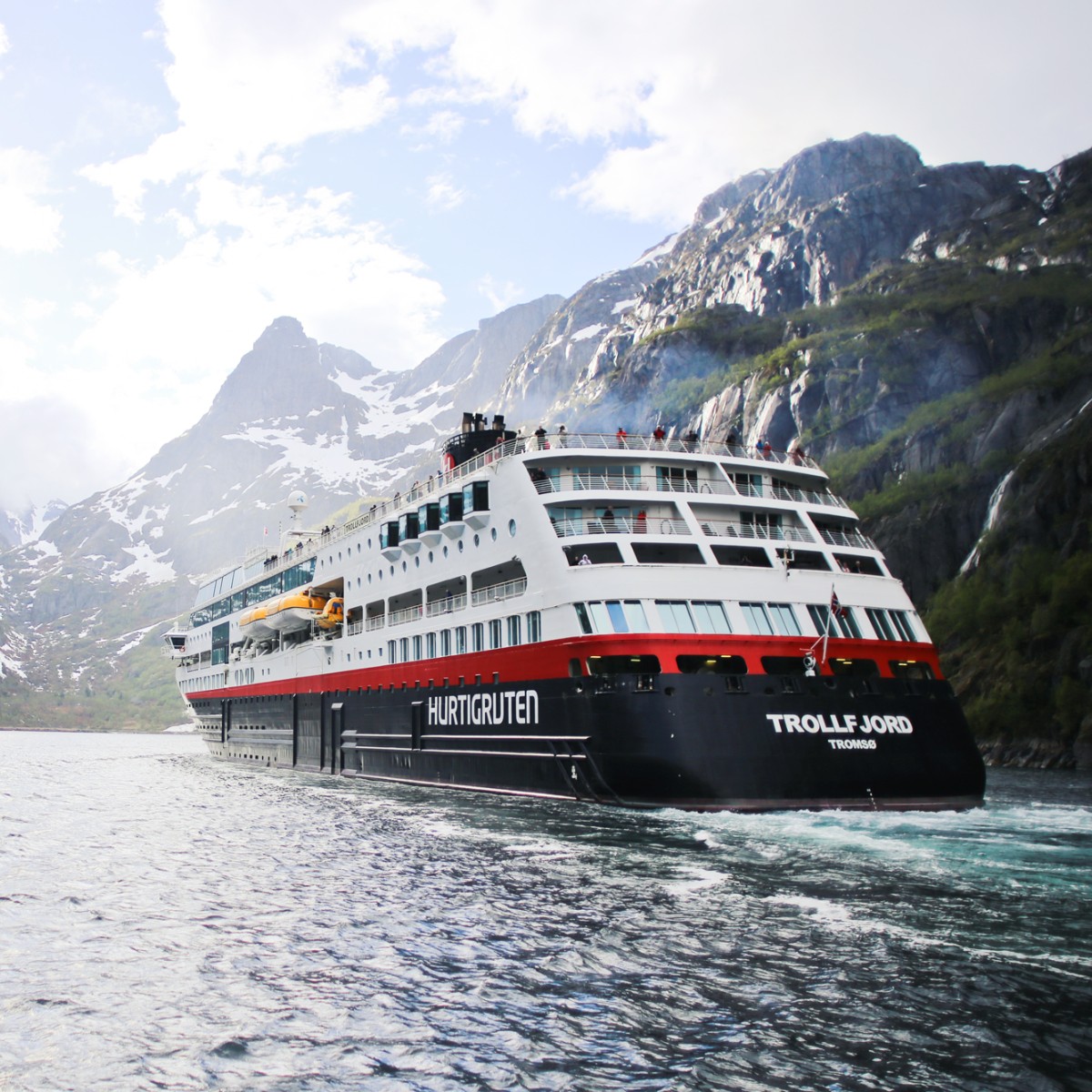 📢 BIG NEWS: As part of our 130-year anniversary, Hurtigruten Norway is launching two new voyages🇳🇴 One revived from history, the other poised to make history. Read more here: press.hurtigruten.com/pressreleases/…