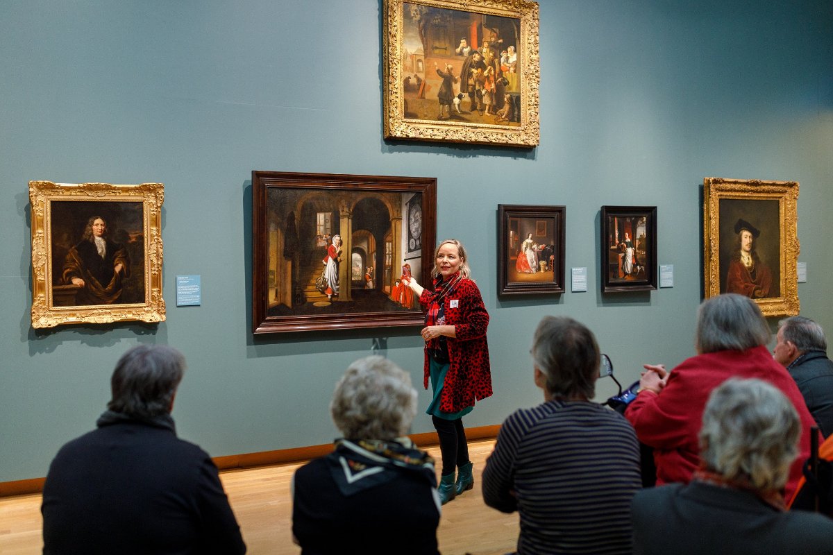 Mensen met dementie kunnen vrijdag 17 juni de rondleiding Verwondering volgen. Tijdens deze tour bekijk je in een kleine groep en onder begeleiding van een speciaal opgeleide museumdocent een aantal schilderijen uit de vaste collectie. 
Meer info: bit.ly/3NTQ0oE