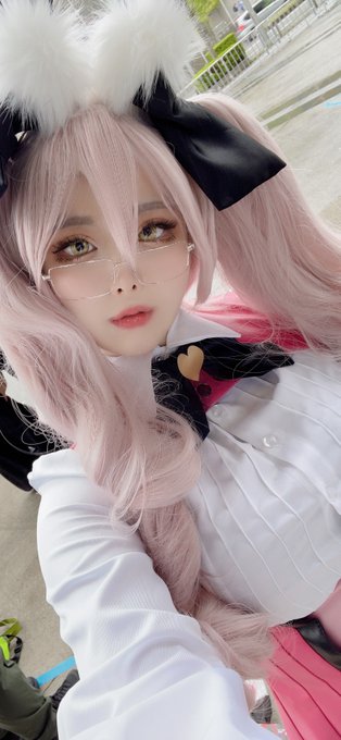 Twitterのコスプレ画像13