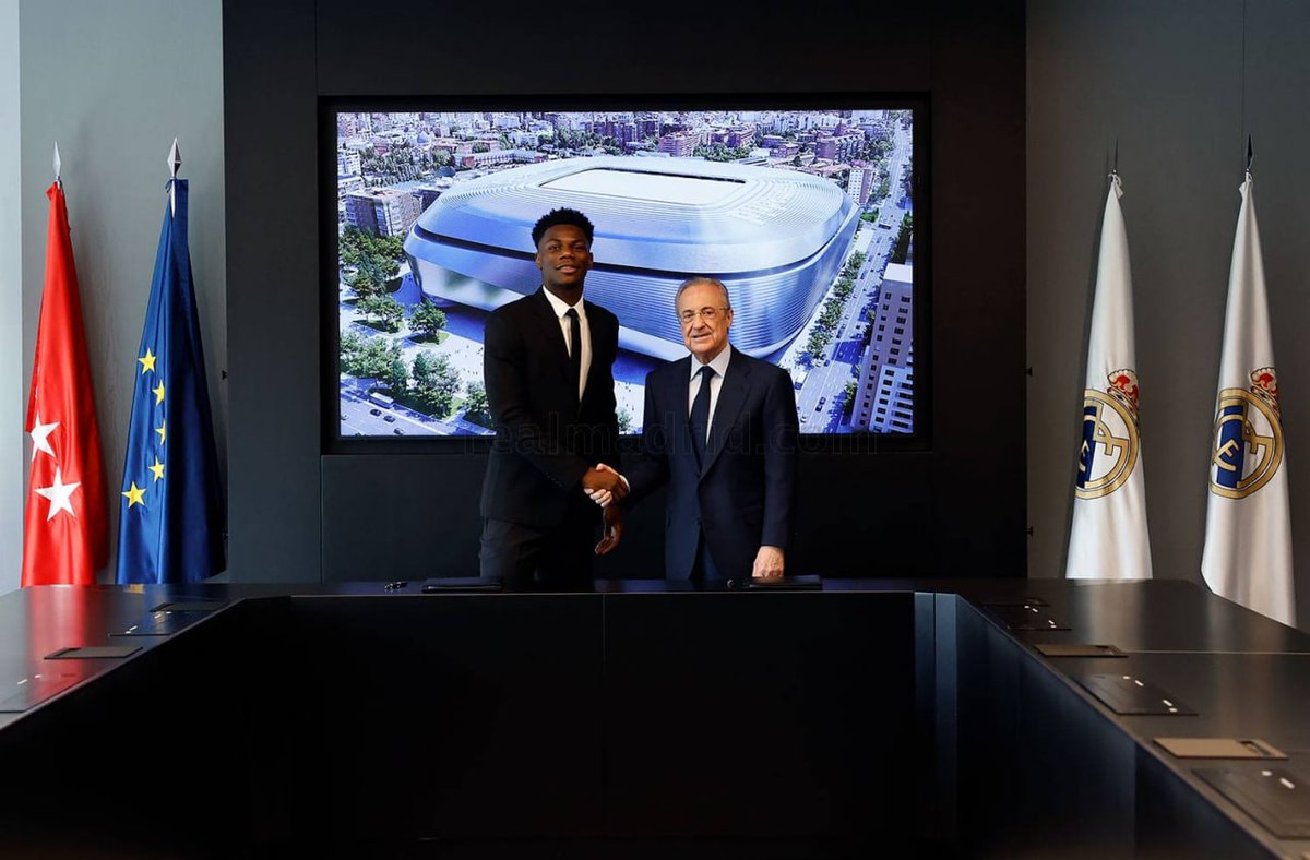 LJovic16's tweet photo. Rêve réalisé, merci Real Madrid 🙏🏾 https://t.co/rJfsIi5u2V