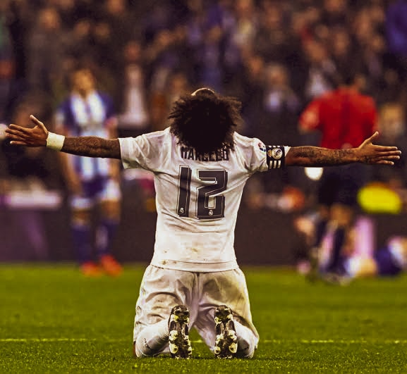 FootHistoryPics's tweet photo. 👥 @marcelotwelve 🇧🇷
🛡️ @realmadrid 🇪🇸
📸 madridistaforever

#footballhistory #marcelotwelve #realmadrid #halamadrid #futebol #laliga #footballlegend https://t.co/pWeuWUJZBr