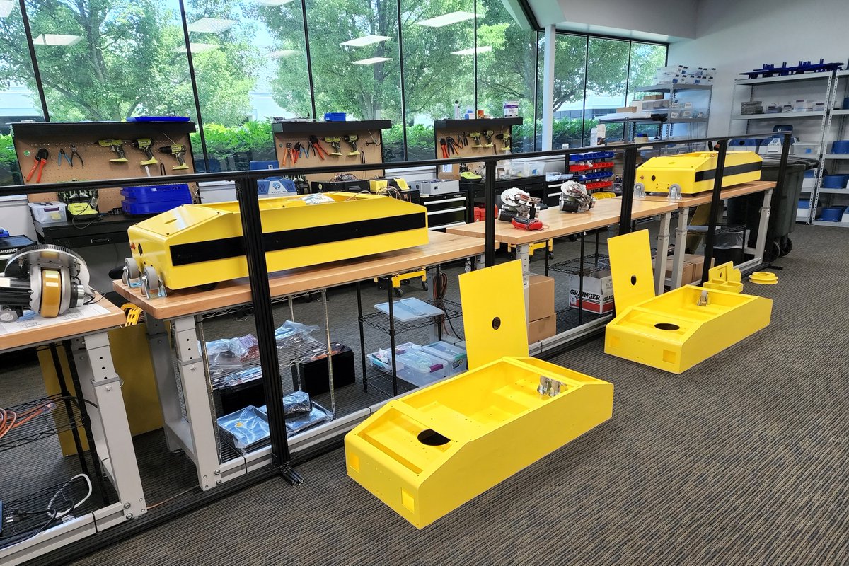 ResGreenGroup's tweet photo. Resgreen Group Announces Fleet of PullBuddy™ AGVs Ready for Production
https://t.co/Z10Y1Y3yHz
#Resgreengroup #PullBuddy™ #BotWay™ #LilBuddy™ #automation #robotics https://t.co/v4El6VhHh6