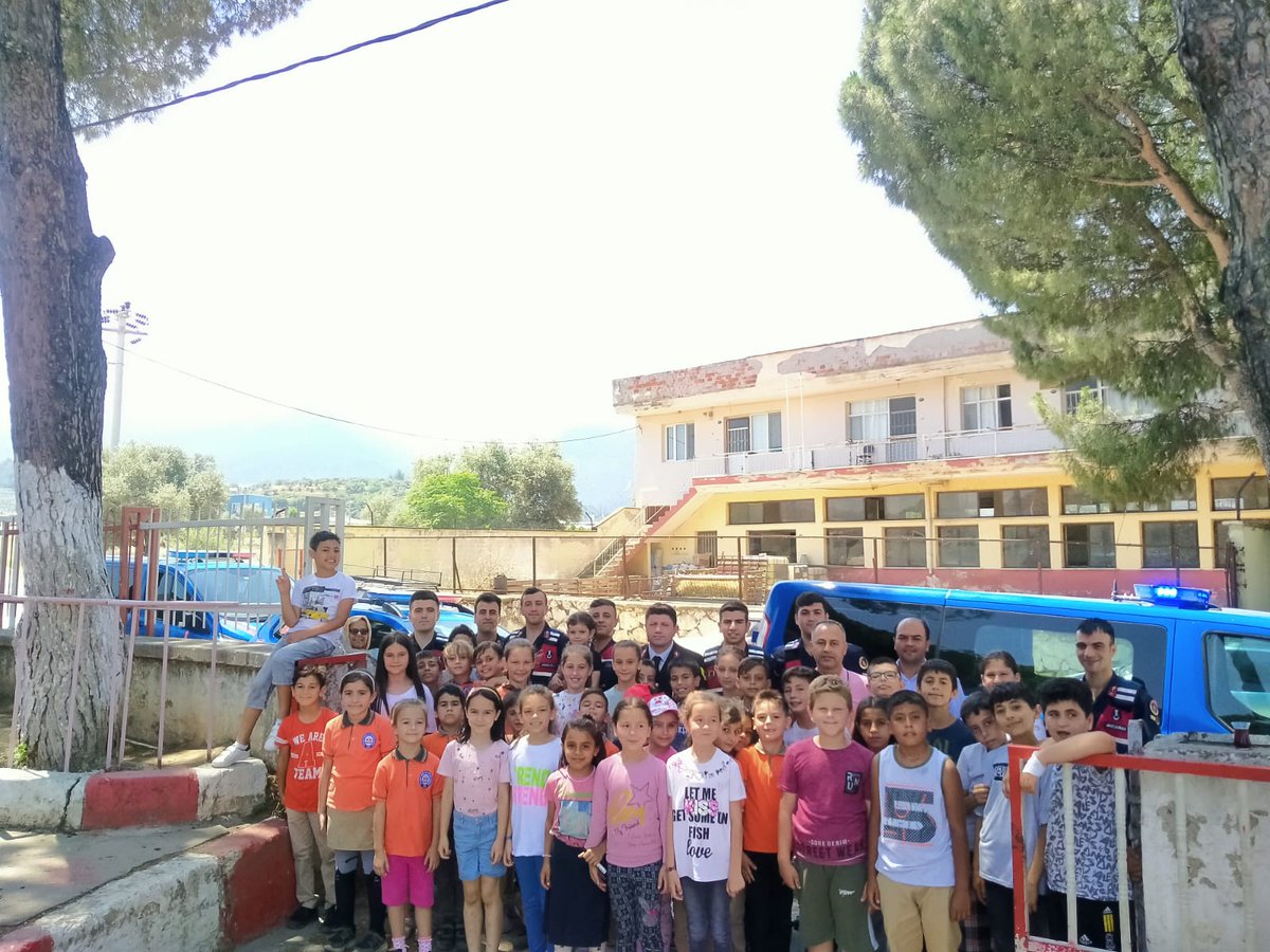 Jandarma Kuruluş yıl dönümü etkinlikleri kapsamında okulumuzu ziyaret etti.
<a href="/kemalpasa_mem/">Kemalpaşa İlçe Millî Eğitim Müdürlüğü 🇹🇷</a> 
<a href="/Fikret3581/">Fikret Yılmaz</a>