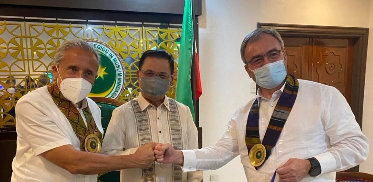 EUAmbPH's tweet photo. Glad to meet @BangsamoroGovt CM Murad together with my colleague, @ggonzzalezz, to reiterate our strong commitment to support #BARMM's efforts to achieve peace and development.
#WorkingTogetherForPeace
#EU4Peace 🇪🇺🕊
#EUinthePhilippines 🇵🇭🤝🇪🇺 https://t.co/043wgPhLH2