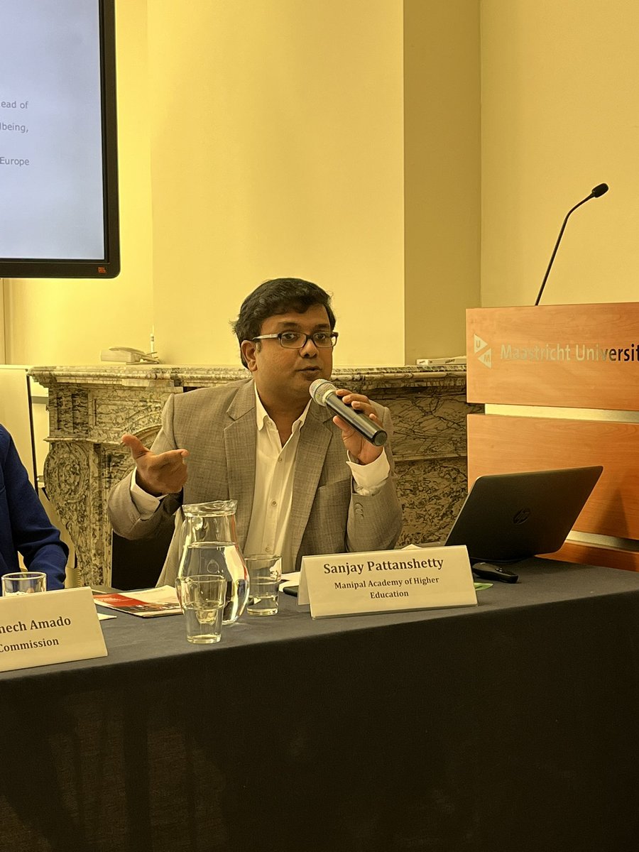 kuiper_em's tweet photo. From an external perspective, we see “slowbalisation” but should not strive for deglobalisation as the pandemic has shown the need for global cooperation, says @SanjayPattansh1 #CHESconference @epc_eu @Campus_Brussels @TomislavSokol @SchmittTugce https://t.co/QLzoPxa6J3