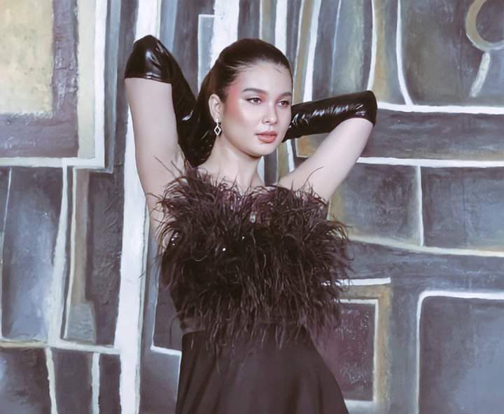 DuhDzu's tweet photo. Who is the beauty icon that inspires you the most? Is it Sophia Loren? Audrey Hepburn? Halle Berry? Mine is ANJI SALVACION. 👀💅 

#AnjiSalvacion || @anjisalvacion https://t.co/XXZytuGKDS