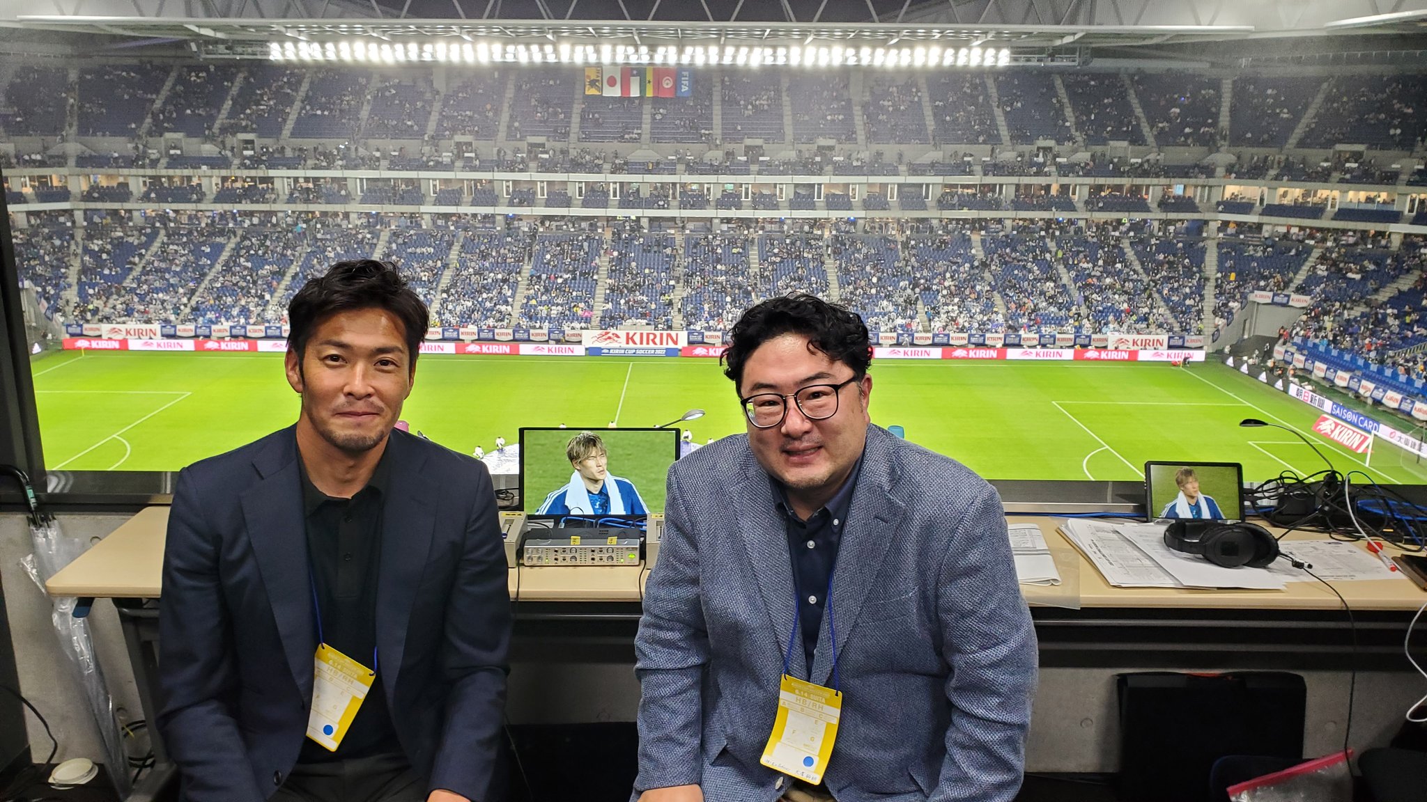 大澤幹朗 キリンカップの日本対チュニジア戦 加地亮さんと実況解説シートのコメンタリーでした まさか年前のお返しをされるとは 太陽の塔もちょっと怒ってるように見えた雨の大阪 本番でなくてよかったと前を向くしかありません キリンカップ