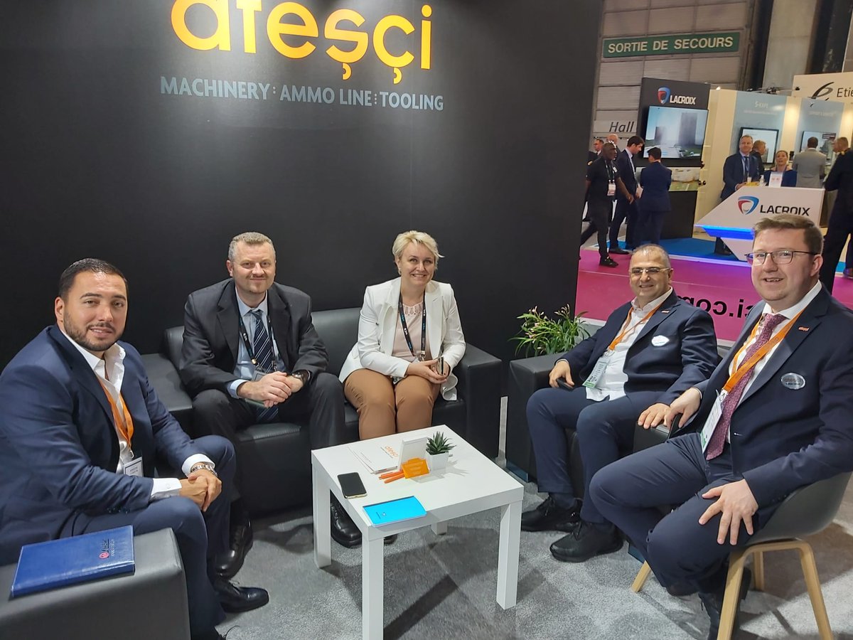 AtesciMachinery's tweet photo. Bosna'dan ziyaretimize gelen Ginex ekibine teşekkürler.
Thanks to Ginex company for their kind visit.

#eurosatory2022 #defense #ammo #security #exhibition #savunmasanayi  #atescimachinery 

https://t.co/dgZV4c4qOV https://t.co/g1sG6eFTj7