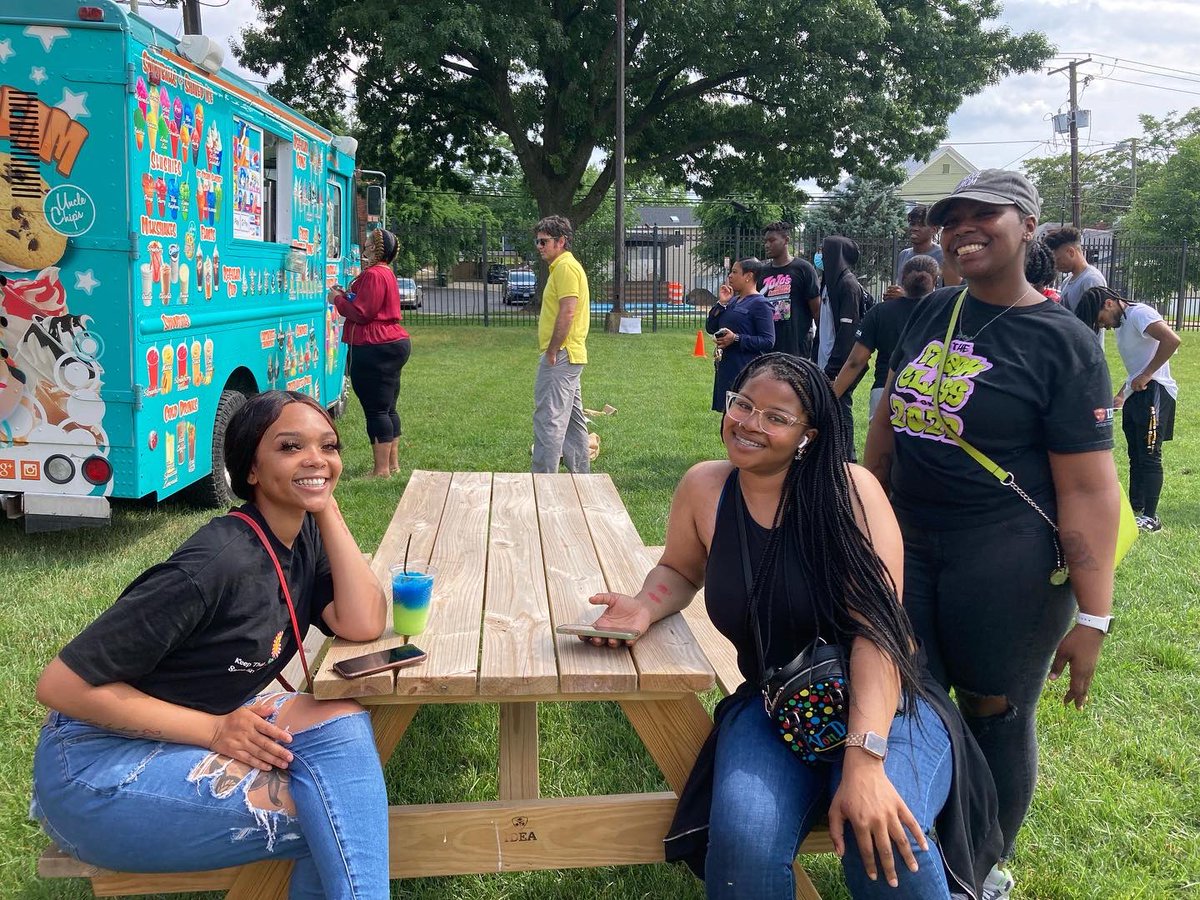 IDEA PCS tweet media