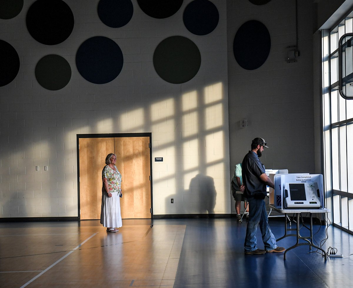 It's election day. Which means <a href="/ClickingKen/">Ken Ruinard</a> + I are visiting precincts for all the updates.

Follow along here: bit.ly/3xoSaG4
Photo by <a href="/ClickingKen/">Ken Ruinard</a>