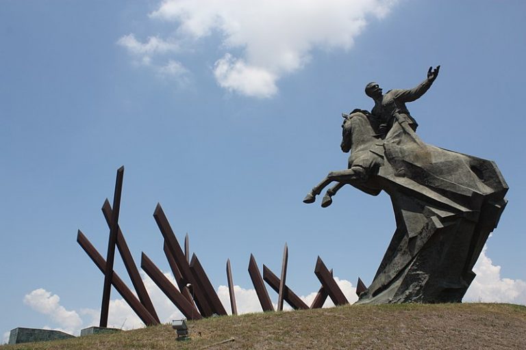"Un hombre a quien las balas no matan"
#somoscontinuidad
#somosrevolucióm