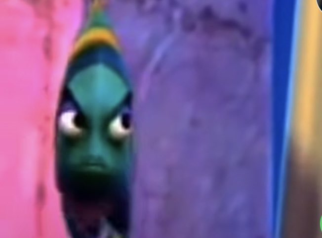 Ngm: A

eu andando na rua: