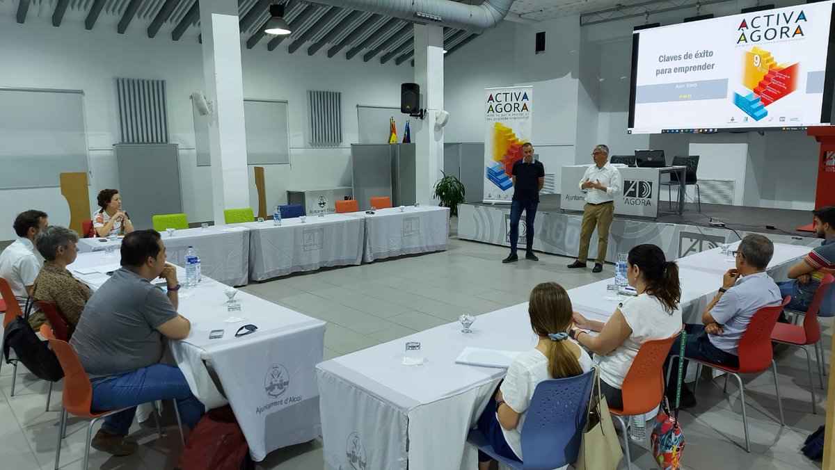 Hoy hemos arrancado 🔝🔝 con mucha ilusión la novena edición del programa  #Activa_Agora con un total de 9 proyecto seleccionados 👏👏

<a href="/AjuntamentAlcoi/">Ajuntament d'Alcoi</a> <a href="/Agora_Alcoi/">Agora-Alcoi</a> <a href="/dipuAlicante/">Diputación de Alicante</a> <a href="/fedac_es/">FEDAC</a> <a href="/jovempalcoia/">Jovempa Alcoià</a> 

#emprendedores #startups #formación #Alcoy