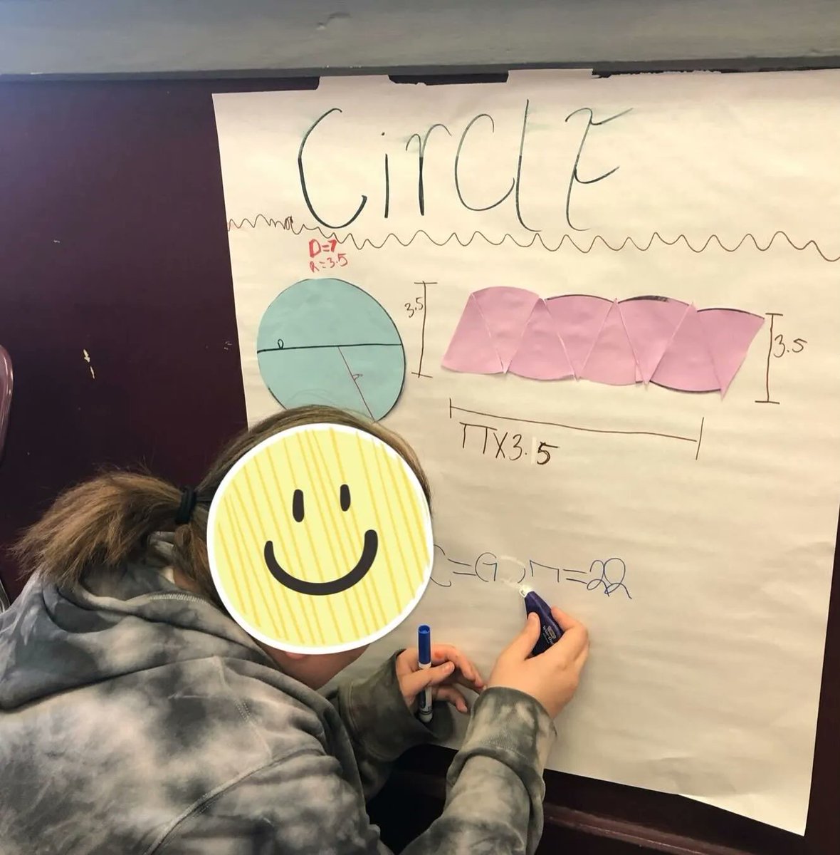 K1Education's tweet photo. #KidsFirst coach Joy Darley recently visited Mr. Watkins and his 7th grade students at Hubbertville High School. Joy provided ongoing support by using a conceptual model to make sense of the area formula for a circle! #KidsFirstAlways #MathMatters #KnowtheWhy #hqimmatters https://t.co/LkkreWZ9PG