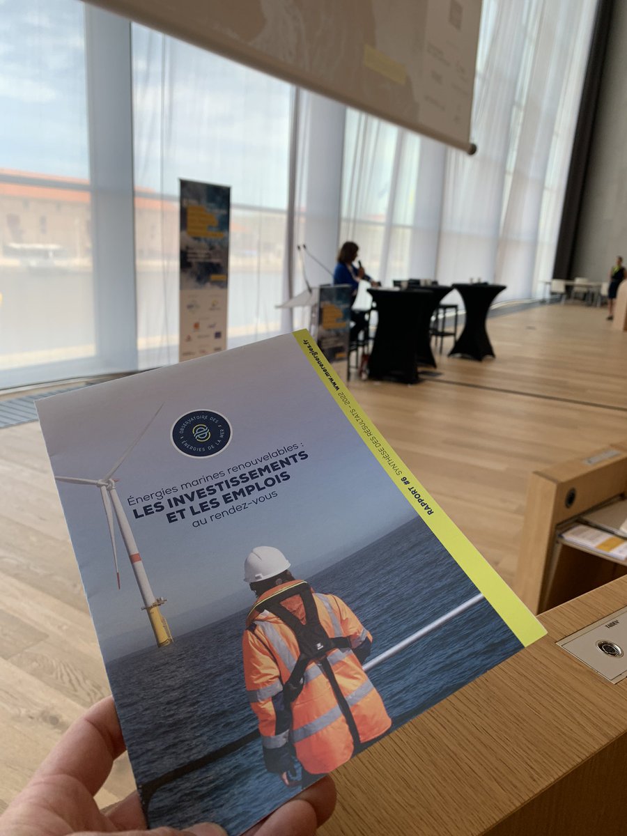 marclafosse's tweet photo. Observatoire des énergies de la mer 
@fmoncany @clergeau présentent les chiffres 2021 !
✅ 6591 ETP (36% en 1 an)
✅ 2.6 Mds €
✅ 1,3 Mds € de Chiffre d’affaires

#assisesEMR @ser_enr https://t.co/Dh3hNwpCSh