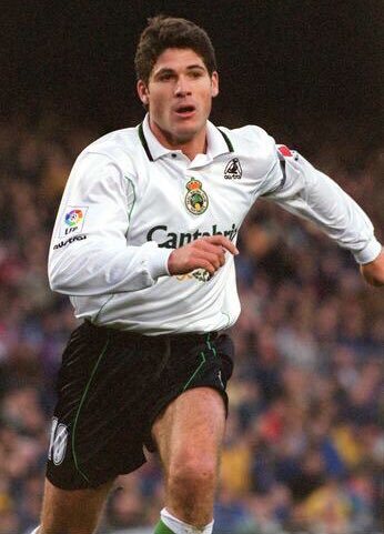 Felices 109 años de historia a la familia del <a href="/realracingclub/">Real Racing Club</a>. Un club muy especial que la próxima temporada volverá a competir en #LaLigaSmartBank.