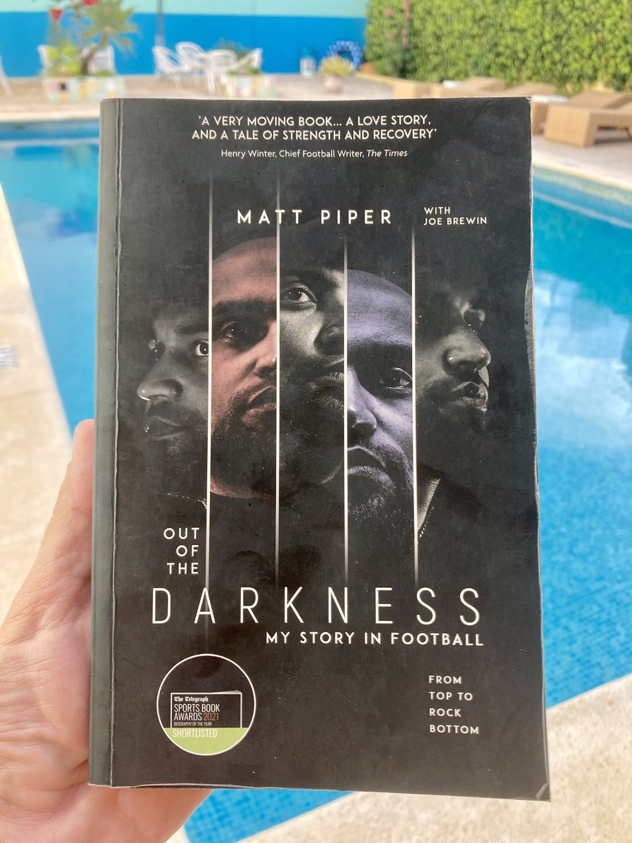 mrgeoffpeters's tweet image. Cannot recommend this highly enough. Had me in tears in places, angry in others. Brutally honest, no punches pulled. A mixture of sadness, joy and redemption. Maybe biased as I love @_mattpiper as a friend but it’s an incredibly powerful book.

#OutOfTheDarkness #lcfc #safc
