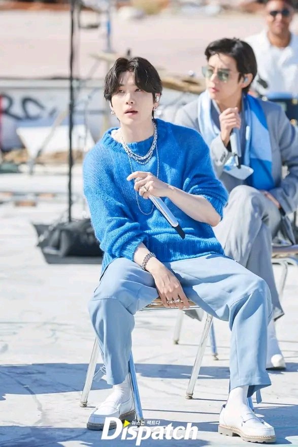 BushraBonhi's tweet photo. 💙💙💙💙💙 https://t.co/ngzgoCNdyO