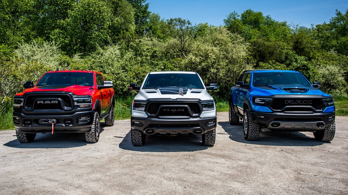 Celebrating #FlagDay with a show of strength. 💪🇺🇸