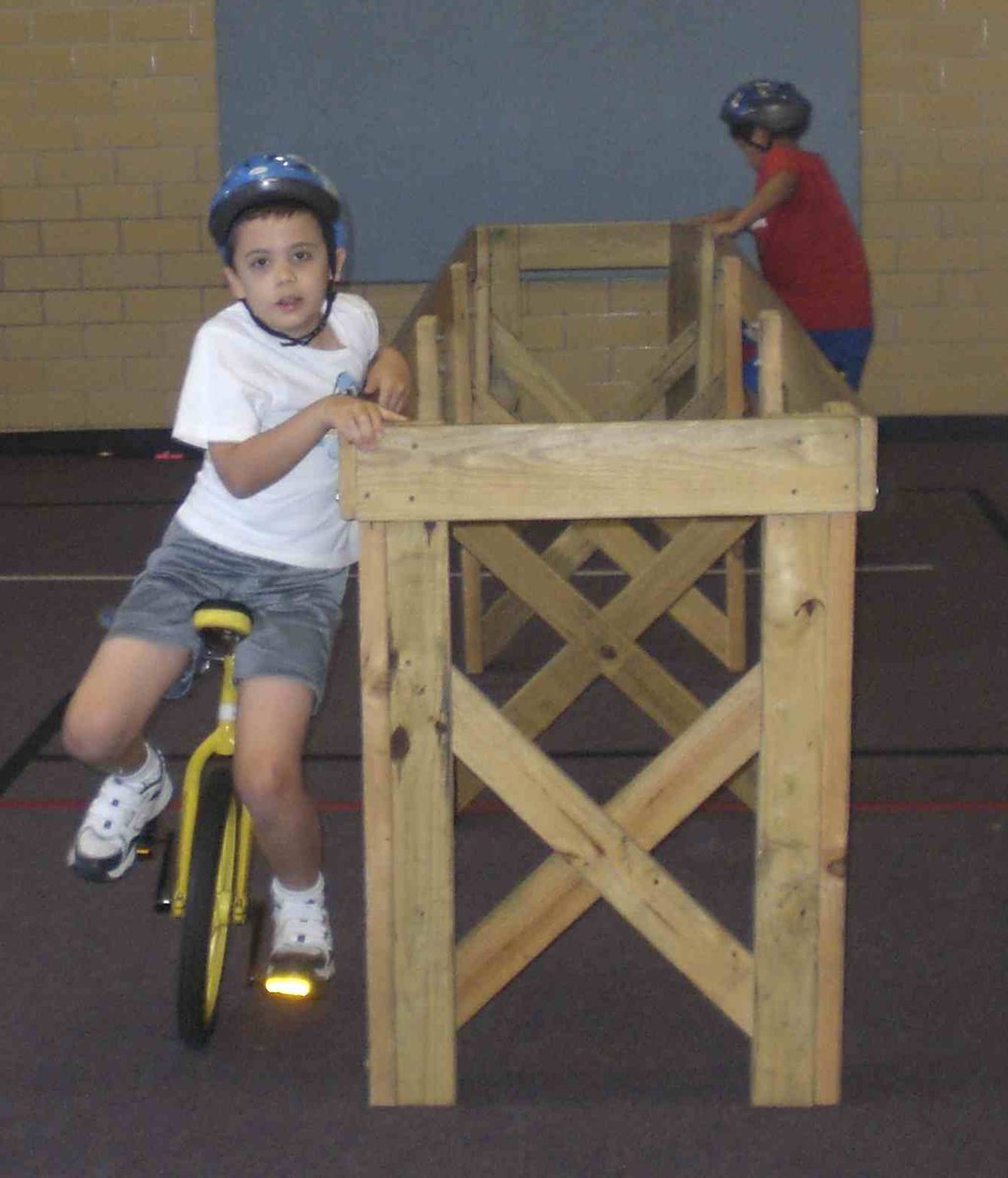 MagicCamp's tweet image. Don't know any Magic Tricks! Can't Juggle? Anyone and everyone can learn (and at their own pace) and Fantastic Magic Camp. Register today at magiccamp.com