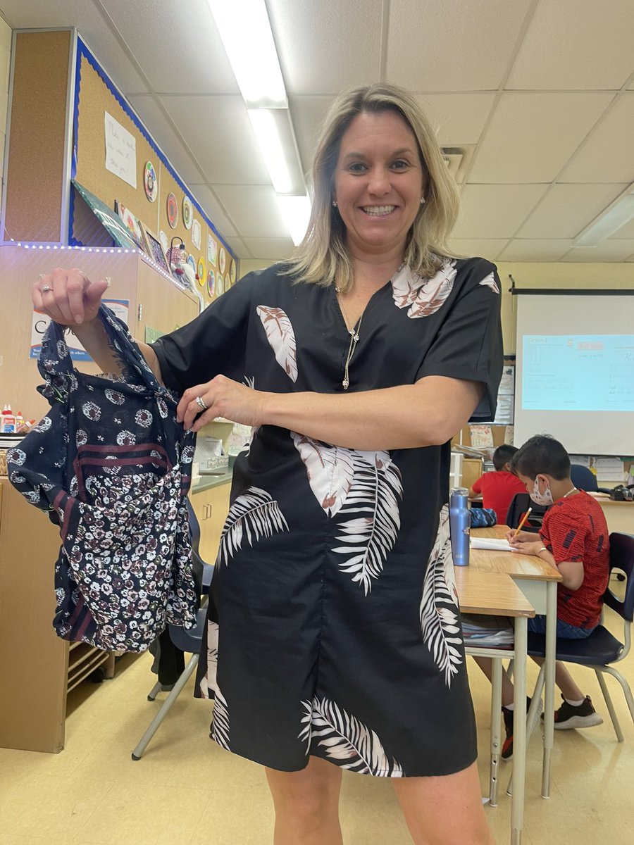 mrsbince's tweet photo. A student in my class has been very inspired by our #InterwovenThreads inquiry that @mrslyonslibrary set up for @LarkspurPS @LarkspurLibLC She made me a purse using a scarf!  Upcycle FTW. https://t.co/bTO8EgOzU5