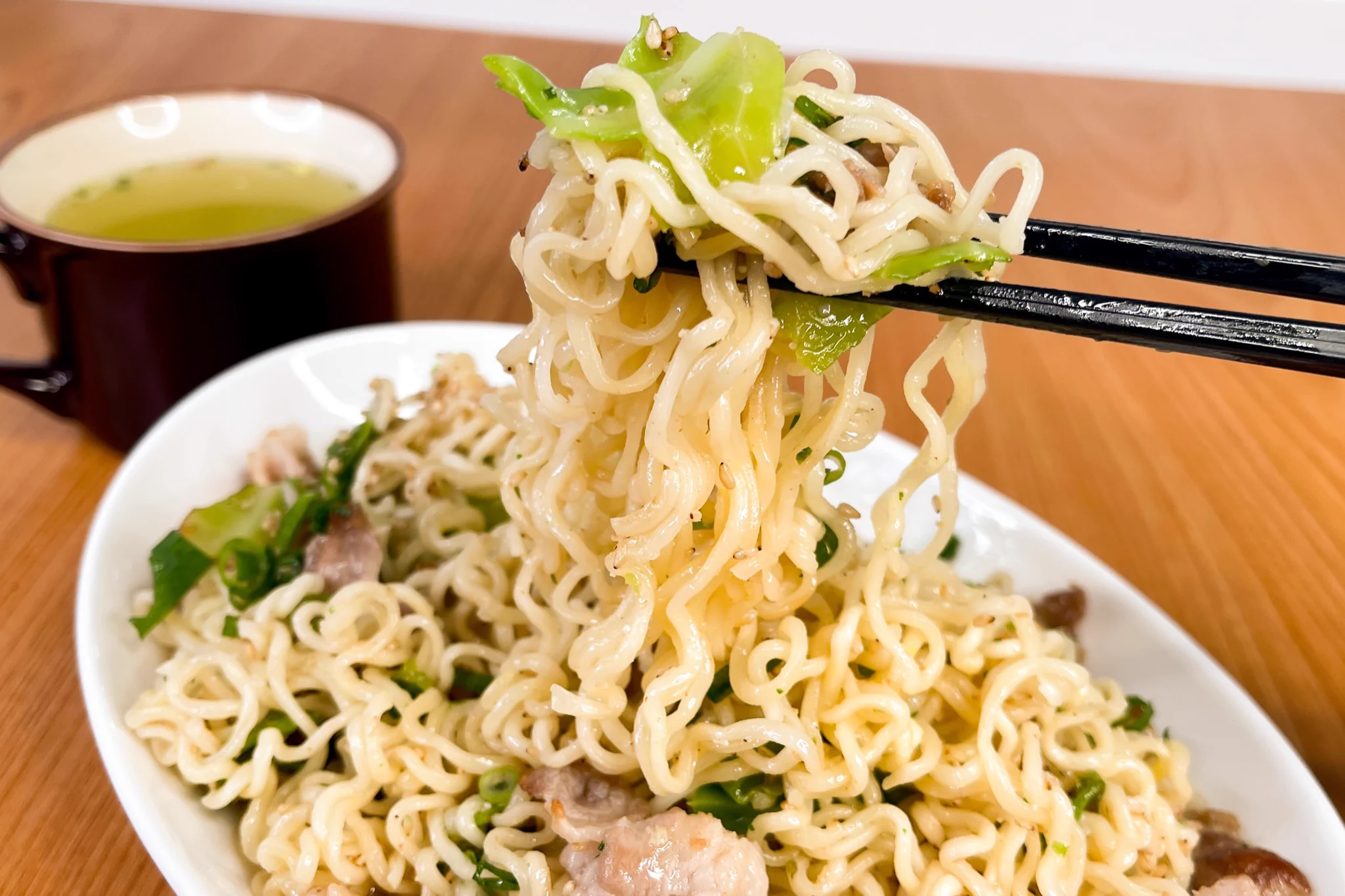 サッポロ一番でアレンジレシピ。「究極のしお焼きそば」