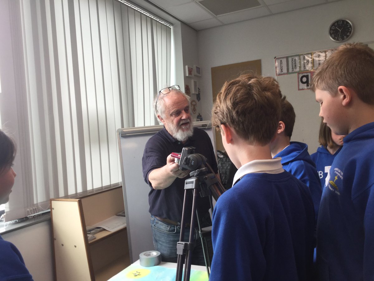 HeddonSchool's tweet photo. Our bee animations are now being filmed. We enjoyed working with Haltwhistle Film Project to plan, create and film our animations. Watch out for the final films! #creativearts #transition #beeproject #memorablelearning @NclDiocese @N_landCouncil @PeleTrust https://t.co/cemLlMdPq8