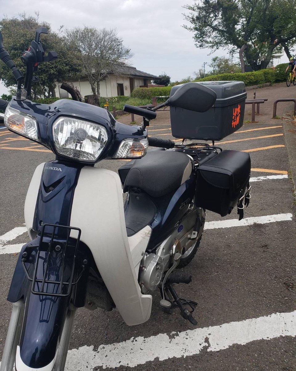 catbacknekoze's tweet photo. 名前ディーンモリオカ
住み神奈川
性別男
年齢31
愛車スーパーカブ
好き　お酒　料理　キャンプ ポケカ
一言　
念願の北海道ツーリング行ってきたので再投稿
YouTube始める予定です
 #バイク乗りとして軽く自己紹介
#カブ主　
#スーパーカブ
#バイク好きとつながりたい https://t.co/yTiW1eLXFb
