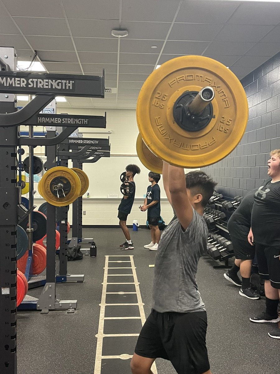 Coach_Herbst's tweet photo. Day 6
⚽️🎾🏀🏐🏈⚾️🥎🤼♀️🏊♂️🤽♀️
#CampsatRanch22
#SpreadtheBlue
#AEF https://t.co/4bTmWtUE3R