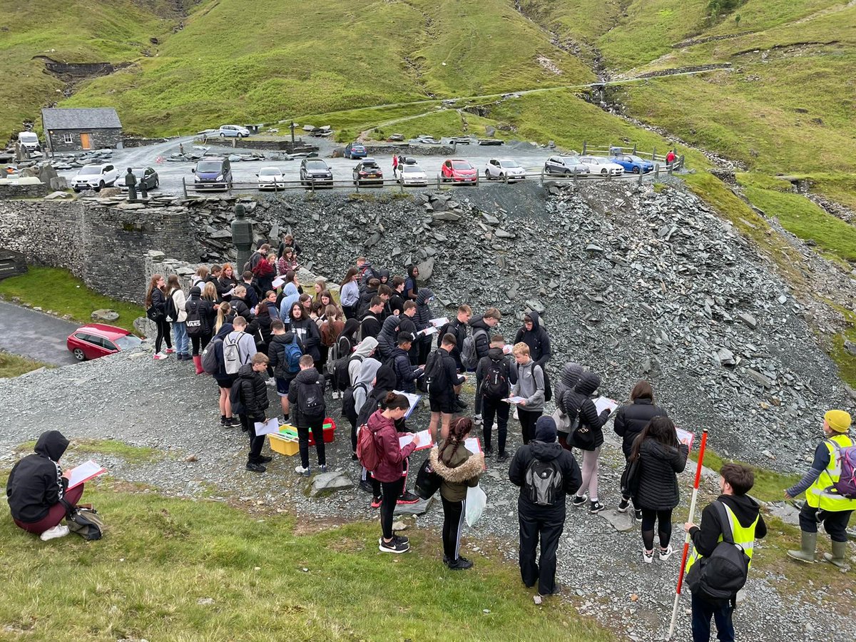 StBenedictsHS's tweet photo. Some of our GCSE Geographers took part in another field trip yesterday, this time to Gatesgarthdale Beck 🌎 https://t.co/LIV5wq5Nm3