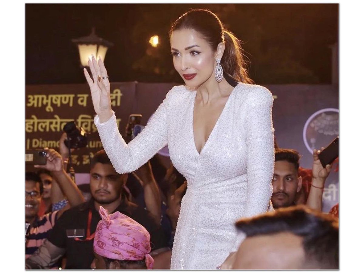 SpotlightPR_'s tweet photo. The grand event of the Indo
International Achievers Award 2022
was held in city #Jaipur on Sunday.
Bollywood diva #MalaikaArora
graced the occasion as the celebrity
guest.

PR managed by : @spotlightpr_

#spotlightor #pr
#publicrelationsagency
#bollywood #trending #Entertainment https://t.co/E2KWxmlrTB
