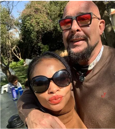 dailysunsa's tweet photo. Late Jamie’s partner ‘struggling to cope’
https://t.co/NpmiFamNAW
#JamieBarlett
#ripjamiebartlett
#DavidGenaro https://t.co/382mQg3bNQ