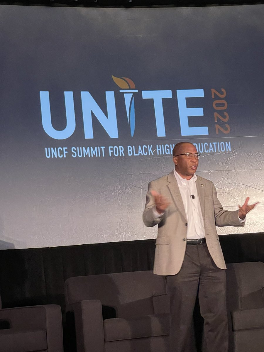 Walter M. Kimbrough tweet media