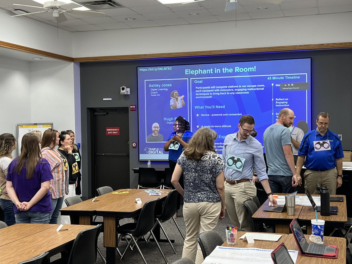 r12digin's tweet image. Getting ready for the escape room! Elephant in the Room! @Region12 #r12transformED with @EdTech_Hugh &amp;amp; @aojvoice @TempleISD