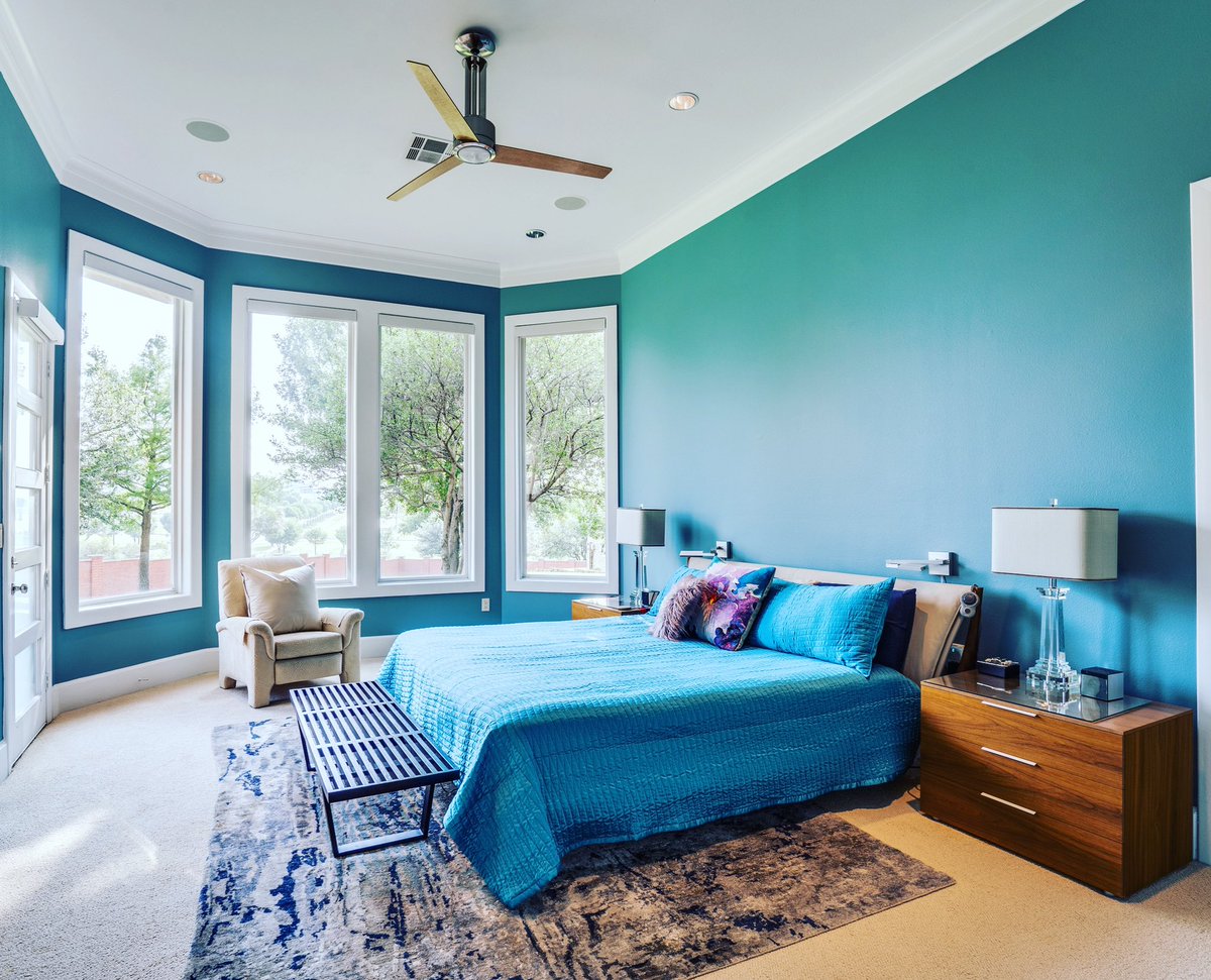 TorelliPropert1's tweet photo. #HomeDecor Aqua is all about a dash of fun and positivity! 

Take a look at our beautiful listing ▶️ 4504 Redwood Court, Irving. #LinkinBio #TorelliPropertiesGroup https://t.co/1AtjJJ6Xmu
